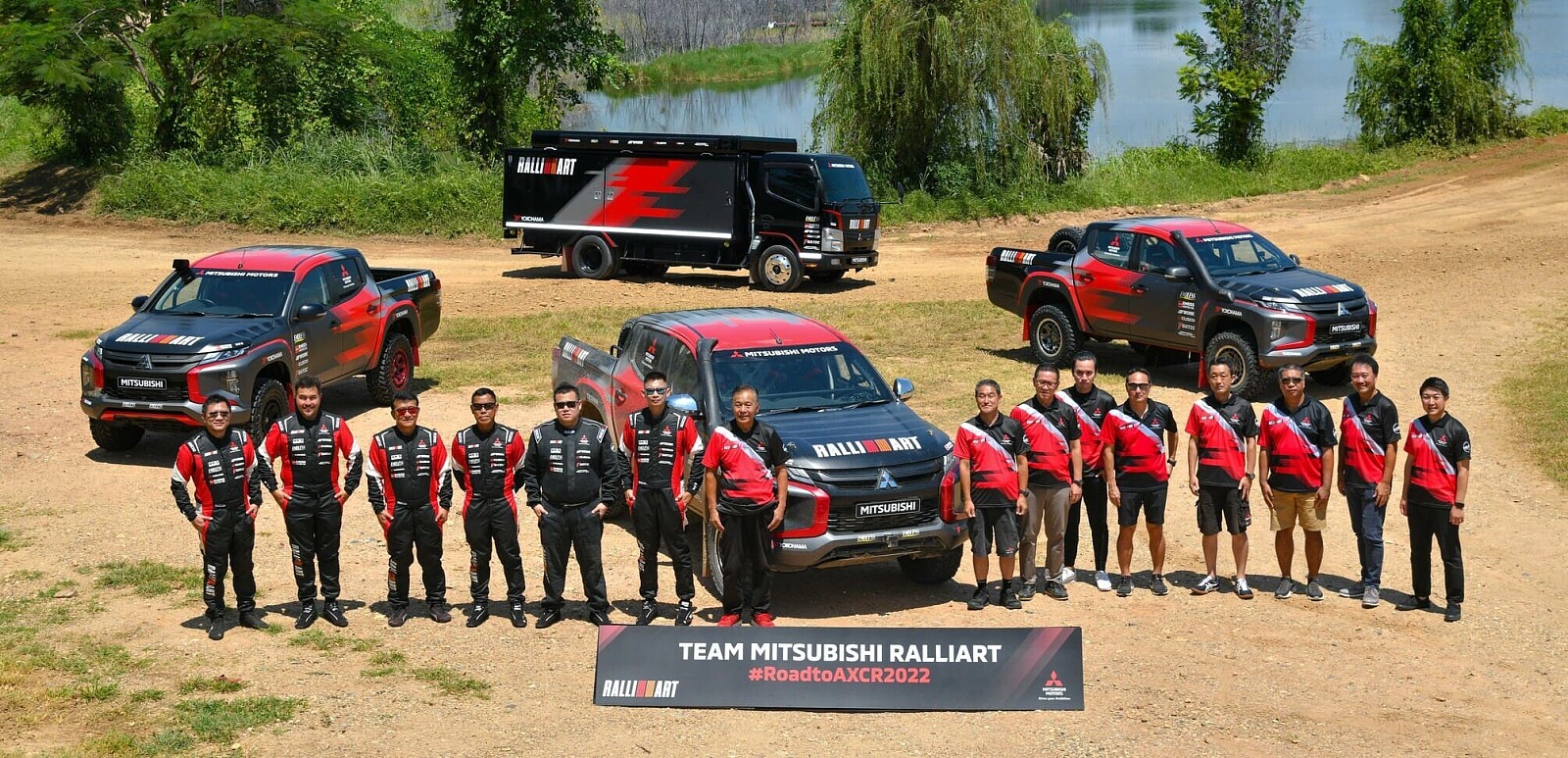 team_mitsubishi_ralliart.jpg [410.56 KB]